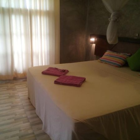 סיגירייה Isiwara Paura Bugged Apartment מראה חיצוני תמונה