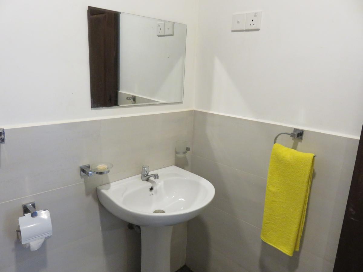 סיגירייה Isiwara Paura Bugged Apartment מראה חיצוני תמונה