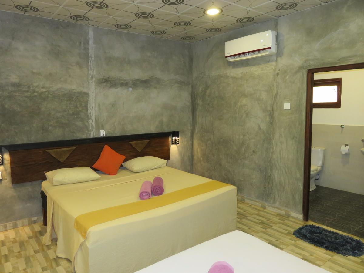 סיגירייה Isiwara Paura Bugged Apartment מראה חיצוני תמונה